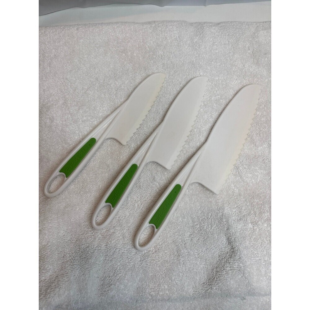 3 Piece Nylon Knife Set Kids Safe Plastic Kitchen Knives Green White